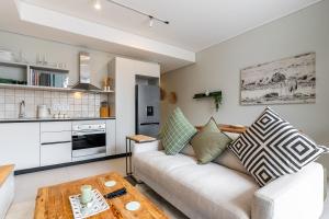 The Rose 102 -2Bedroom Apartment with Rooftop Pool