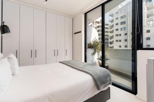 Flamingo 102 - One Bedroom Sea Point Apartment