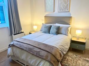 Luxury studio with super fast WiFi gated development