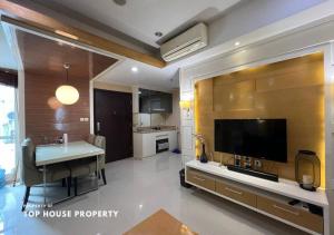 Travelibu - 1 Bed Casa Grande Residence Mall Kota Kasablanka Jakarta