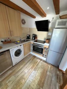 Little Blue Cottage #9