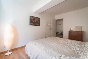 Appartements Jeroboam Fauvette, bel appartement hyper centre Epernay : photos des chambres