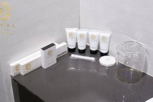 Royal Suites Studio 35ZX - Citra Plaza Nagoya Apartment