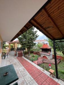 Veronika house Under Meteora