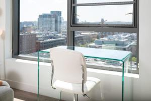 Upscale 1BR near MIT Harvard with Parking