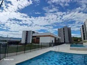 Condominio Bahía Solero Girardot - San Rafael