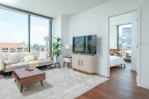 Back-Bay 2BR Penthouse w Roof top and GYM - Dock Square