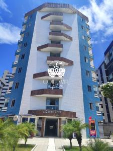 Apartamento Cotê DAzur à beira-mar.