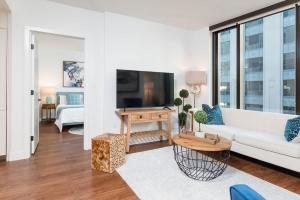 Back-Bay Upscale Central Condo Bos Common Downtown