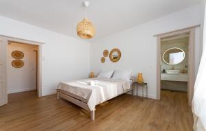 4 Bedroom Cozy Home In Krusevo