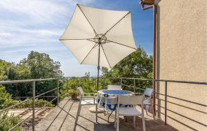 2 Bedroom Cozy Apartment In Matulji - 4hvězdičkové hotely ve městě Matulji