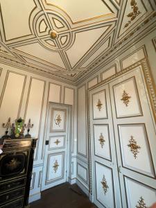 La "Suite" du Château de Chevigny-en-Valière comprenant deux chambres séparées, située à 12 minutes de la célèbre ville de Beaune