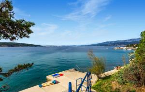 Beautiful Apartment In Silo With Wifi