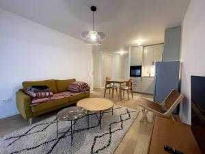 GoodGuest - New Building Clichy 4PAX