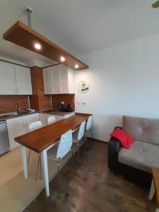 Belvedere Holiday Club H79