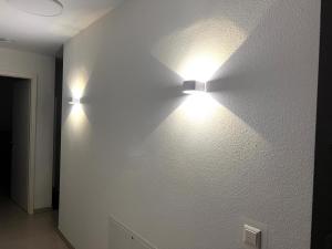 Özels Designer Loft Metzingen - Smart TV, Netflix, private kostenlose Tiefgarage, Self-Express Check-in,Check-out, Outlet 100m