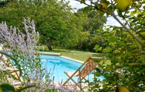 Beautiful Home In Yèvre-La-Ville
