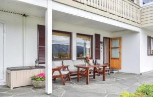 1 Bedroom Lovely Apartment In Svortevik