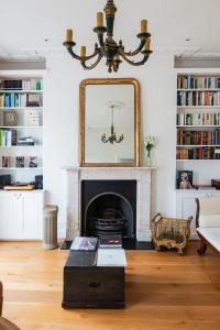 Highlife and Islington - by Out of Office Lifestyle