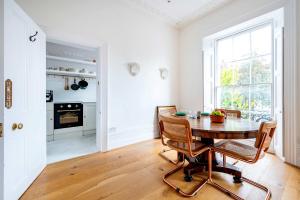 Highlife and Islington - by Out of Office Lifestyle