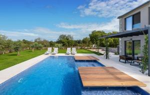 Gorgeous Home In Bale