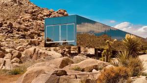 Invisible House Desert Icon w Indoor Pool