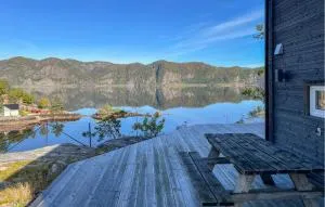 Lovely Home In Moi With House Sea View - Bjørkevoll