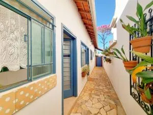 Casinha no centro da cidade - 圣丽塔-杜萨普卡伊