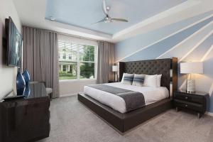 Villa Near Disney with Treehouse BR, Theater & Arcade