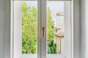 Blueground Rostovska str nr park foodie area PRG-28