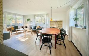 Cozy Home In Hurup Thy With Wifi