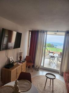 Appartement vue mer avec piscine