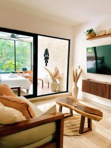 Jungle Suite 10 Mins to Beaches y Trendy Hotspots