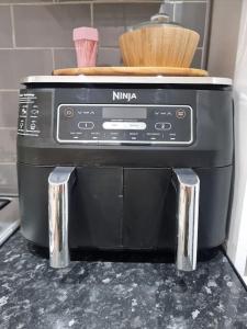 Tranquil and serene home WIFI, Parking and smart TV