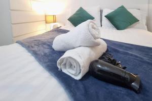 Tranquil and serene home WIFI, Parking and smart TV