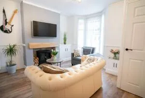 Moonlight Residence - Anfield Stadium, Free Parking and WiFi - Liverpool