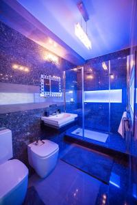 SIMPLE BUCHAREST SELF CHECk IN