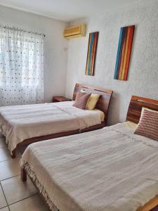 Sunsets & Sand Flic en Flac Apartment Close to the Beach