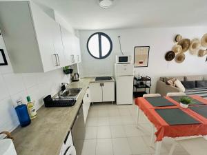 Los Cristianos 1-bedroom apartment, swimming pool
