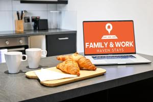 Cozy Corner near Tower Bridge