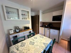 Résidence Rivages - Appartement T1 bis dans le domaine de la Coudoulière a deux pas de la mer MAE-0721