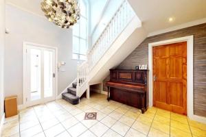 Donabate 5BD Home 10 min to Airport