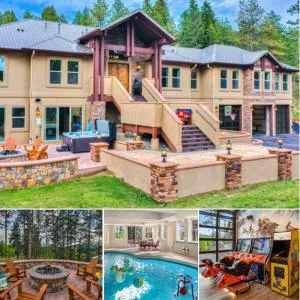 Family Paradise with Indoor Pool - Woodland Park