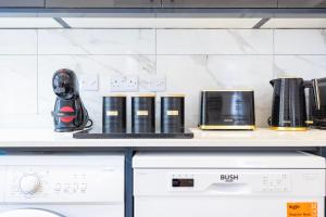 2 Bed Apt , Croydon Central , 15 mins to London Bridge , Weekly & Monthly Offers, Sleeps 5