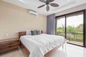 Spacious Luxury 4 Bed Condo in Ocotal