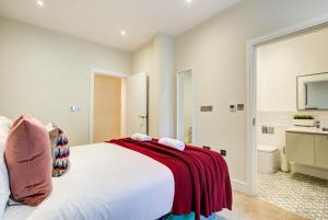 Newlands Pepe by Artsy