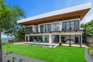 Spectacular Mountaintop Views