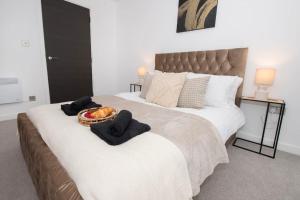 Deluxe 2 Bed York Flat with Gym Sleeps 6