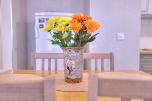 Peaceful Downtown Home