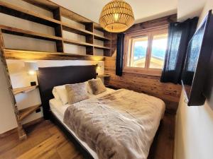 Résidence Grand Theatre - Appartement duplex dexception, belle exposition, au calme MAE-0881